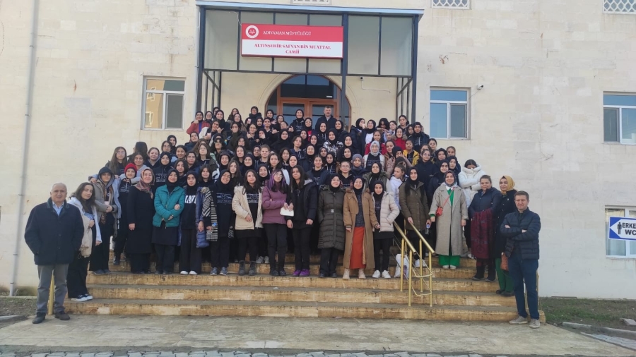 TOBB Kız Anadolu İmam Hatip Lisesi “Vakti Kuşanmak” etkinliği düzenledi 