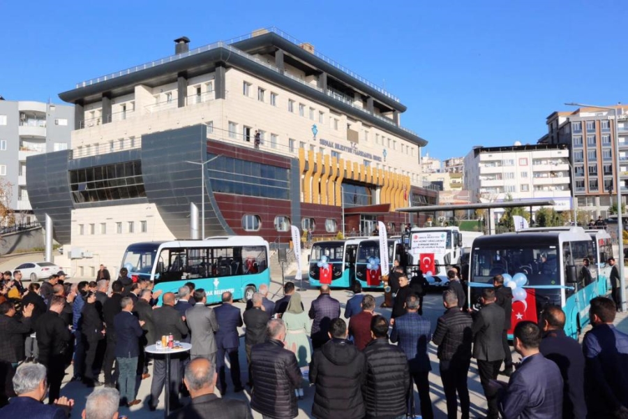 ŞIRNAK BELEDİYESİ FİLOSUNA 7 YENİ ARAÇ EKLEDİ