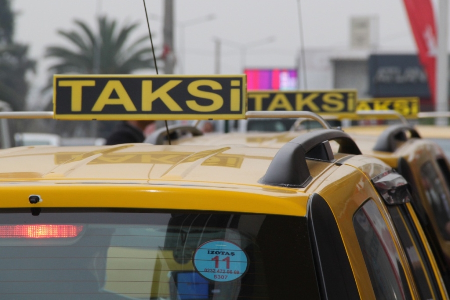 Taksilere zam geldi! İşte yeni tarifeler