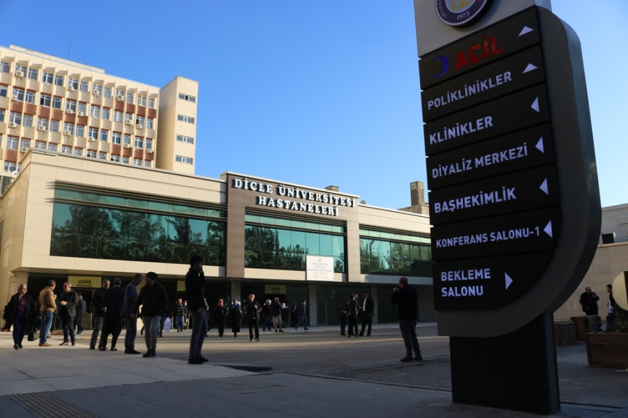 Güneydoğu’nun sağlık üssü Dicle Üniversitesi 2022’de 1 milyona yakın hastaya hizmet verdi 