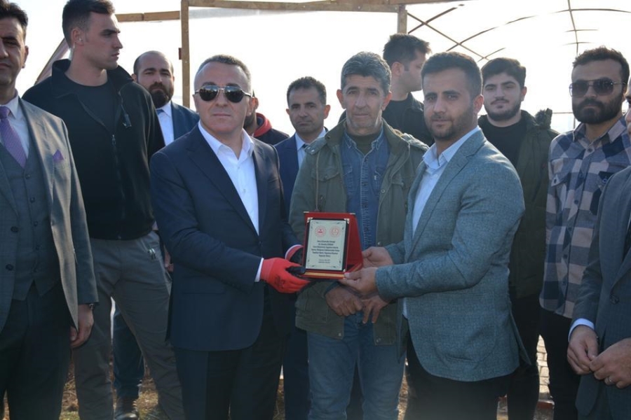 ŞIRNAK’TA EKİM YAPMAK İSTEYEN HERKESE ARAZİ DESTEĞİ