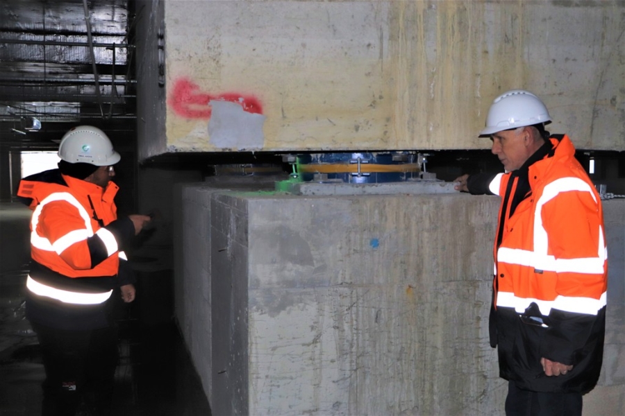 Şehir hastaneleri ‘sismik izolatör' ile depremden korunuyor