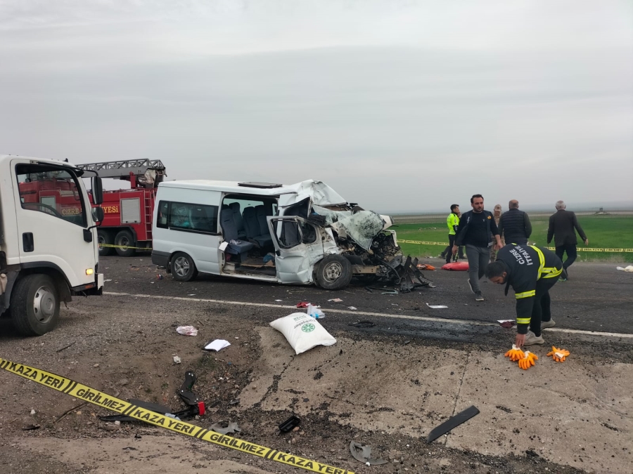 Cizrede Trafik Kazası Çok Sayıda Yaralı