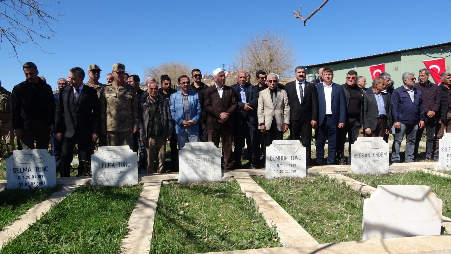 36 yıl önce terör örgütünün şehit ettiği 8 sivil törenle anıldı