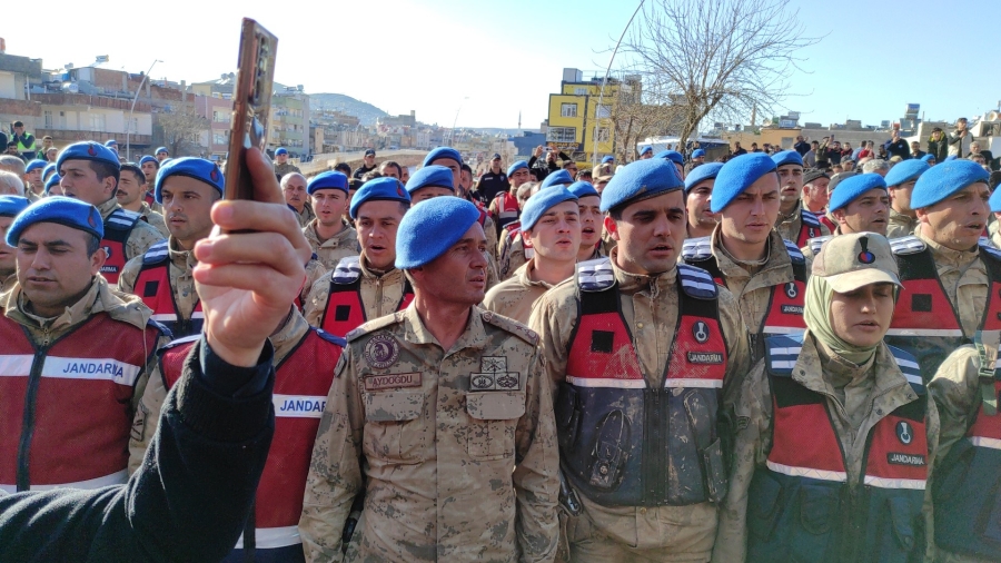 Komandolar Şanlıurfa'dan alkışlarla uğurlandı