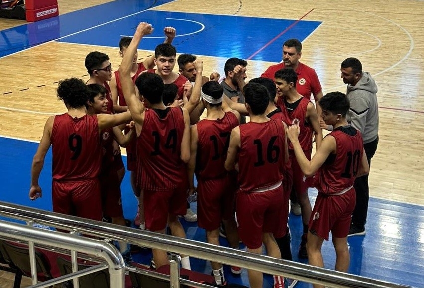 Gaziantep Basketbol’dan şampiyonluk başarısı