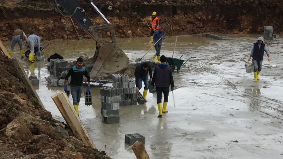 Diyarbakır'da depremzedeler için ilk etapta bin 22 konutun çalışması başladı