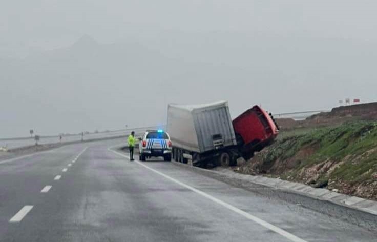 Silopi'de Trafik Kazası: 1 Yaralı