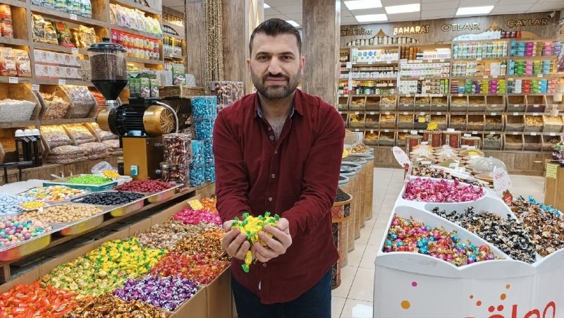 Bayrama günler kala şeker ve çikolata satışlarında yoğunluk arttı