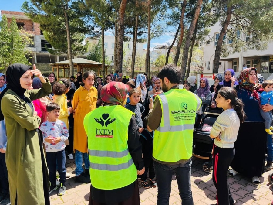 Adıyaman’da 400 yetimin yüzü güldü