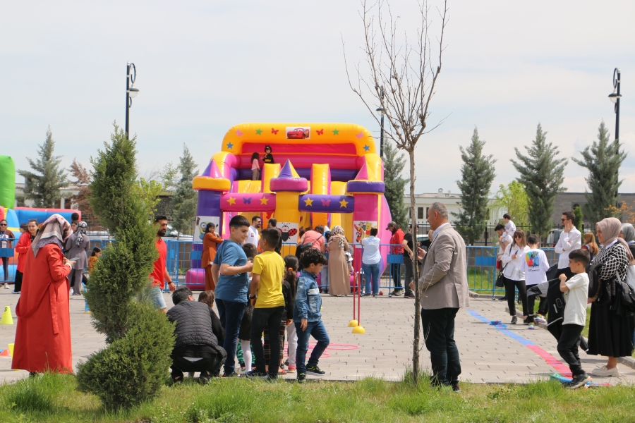 Diyarbakır’da geleneksel çocuk oyunları ve bayram şenliği etkinliği