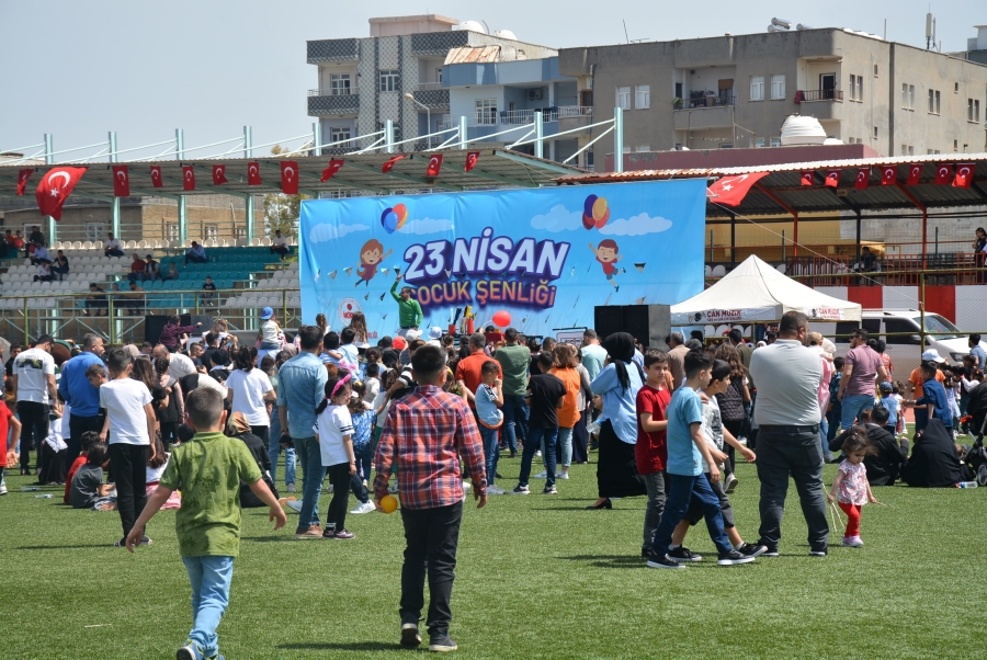 Silopi’de 23 Nisan şenliği