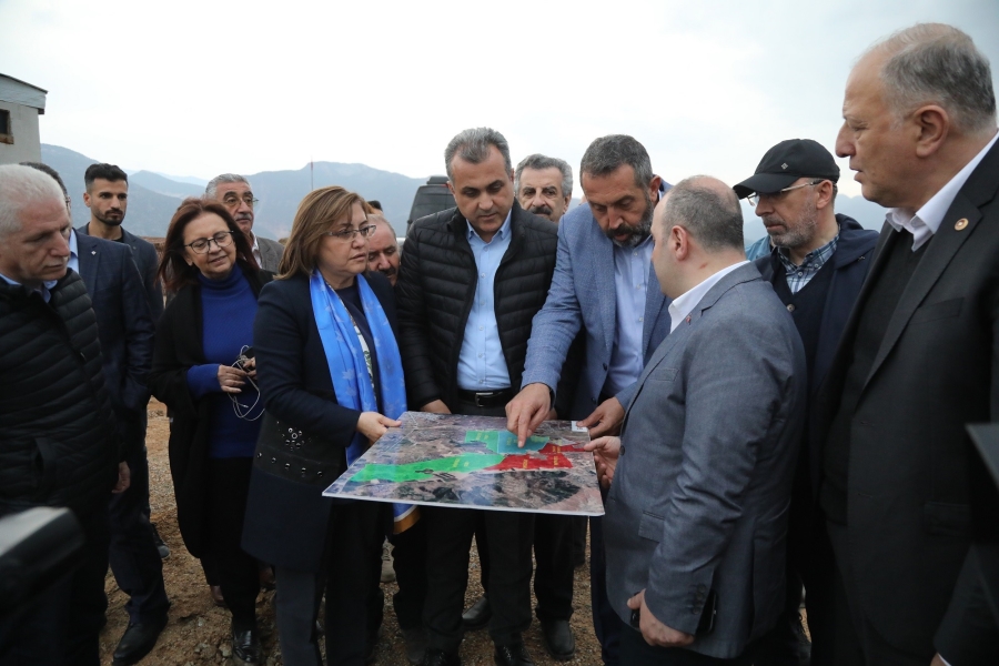 Deprem bölgesi yeni sanayi alanlarına kavuşuyor