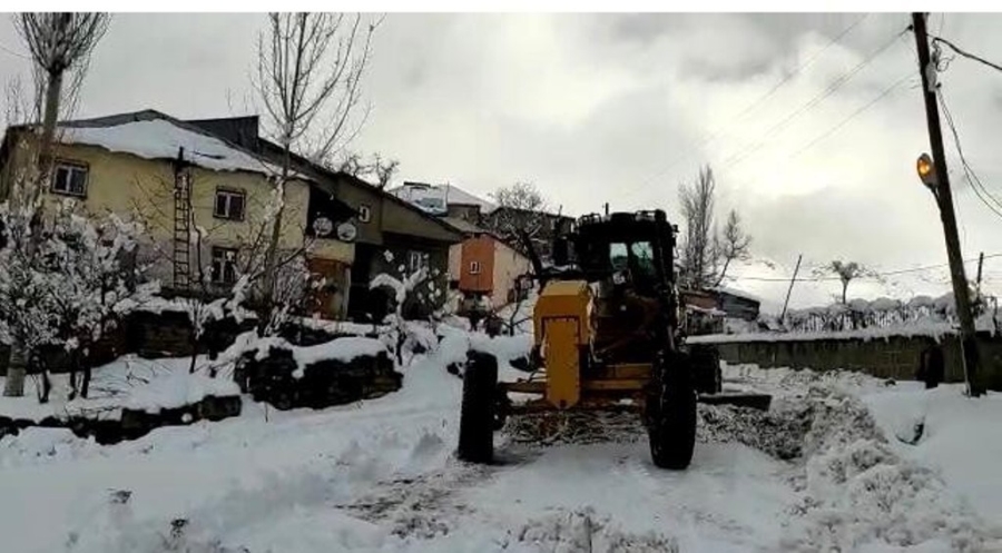 BEYTÜŞŞEBAP’TA KAPALI KÖY YOLLARI ULAŞIMA AÇILIYOR