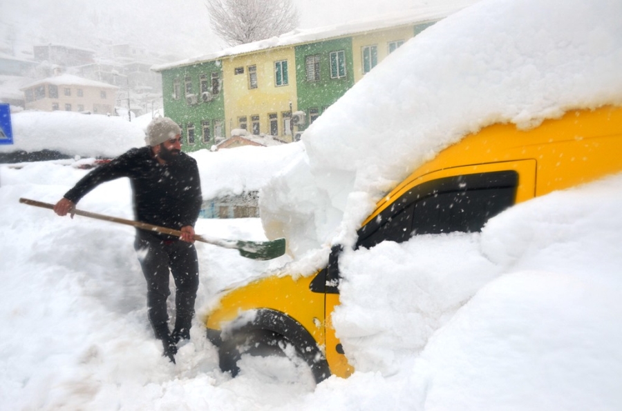 Beytüşşebap kar altında