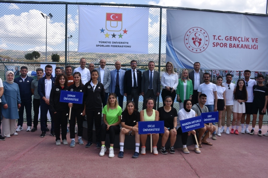 Şırnak’ta üniversiteler arası Tenis Bölge Şampiyonası başladı