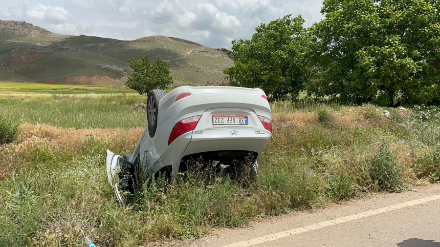 Aksaray’da otomobil takla attı: 2 yaralı