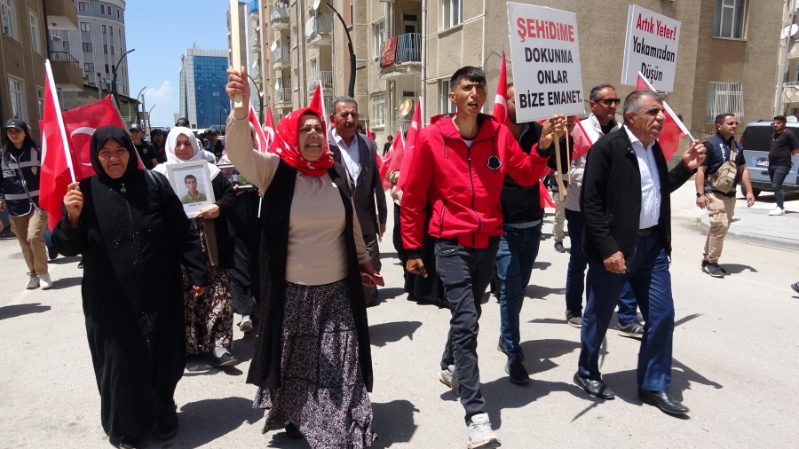 Vanlı ailelerin evlat nöbeti 58’nci haftasına girdi