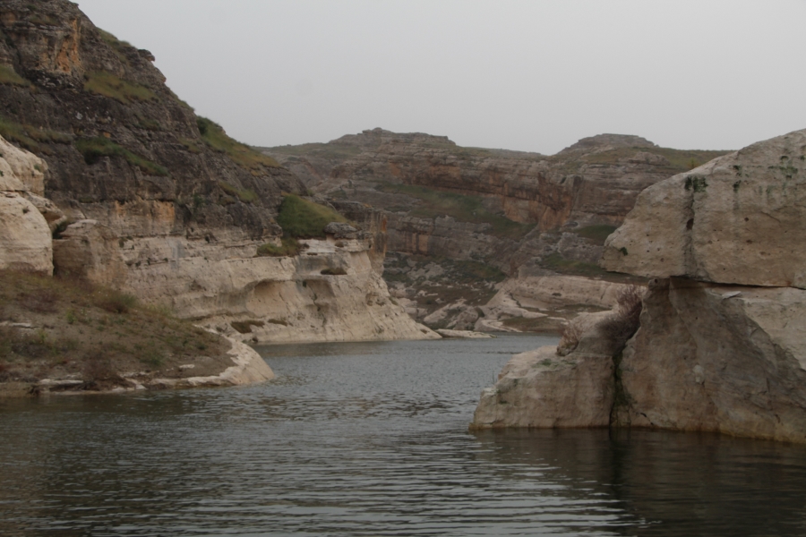 Defalarca  saldırılara maruz kalan GAP'ın vizyon projesi barajda 10,5 milyar metreküp su depolandı