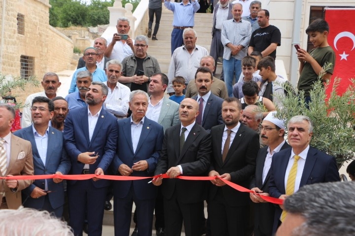 Sultan Şeyh Musa Cami ve Külliyesi ibadete açıldı