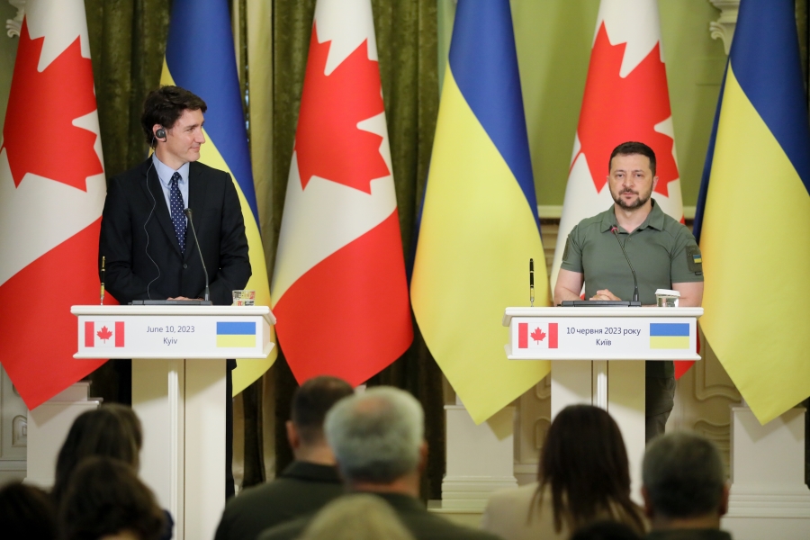 Zelenskiy ve Trudeau Kiev’de bir araya geldi