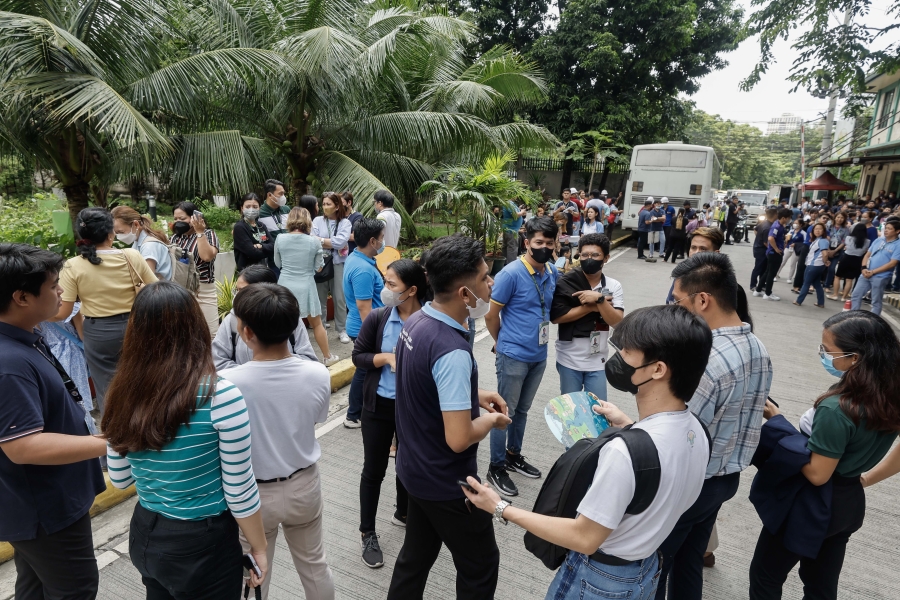 Filipinler’de 6.3 büyüklüğünde deprem