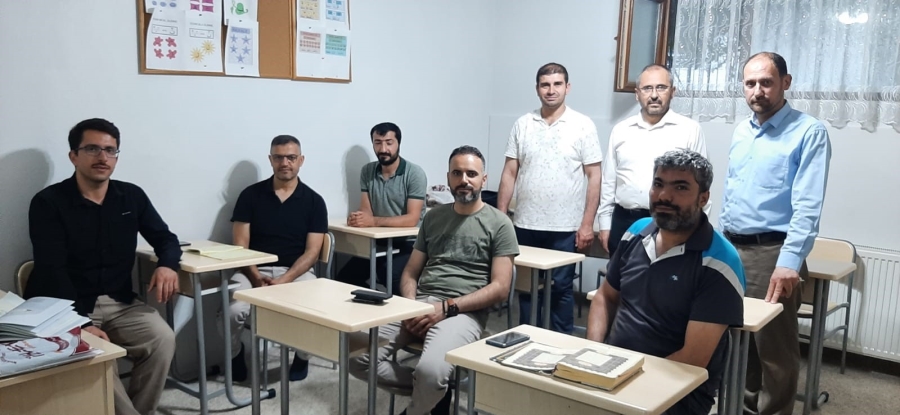 Elazığ’da işitme engelliler işaret dili ile  Kur’an-ı Kerim öğreniyor