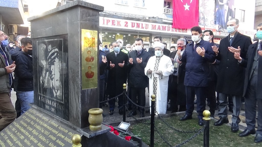 Şehit Emniyet Müdürü Ali Gaffar Okkan ve arkadaşları vuruldukları yerde anıldı