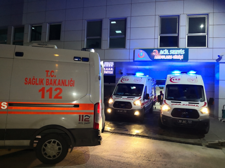 Aksaray’da çocukların bıçaklı kavgası kanlı bitti: 1 yaralı