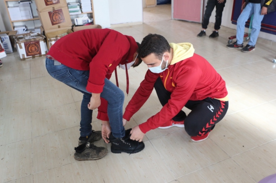 UltrAslan’dan Silopi’deki ihtiyaç sahibi öğrencilere destek