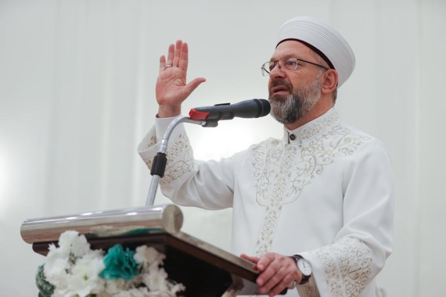 Diyanet İşleri Başkanı Erbaş'tan, İsveç’te Kuran-ı Kerim yakılmasına tepki