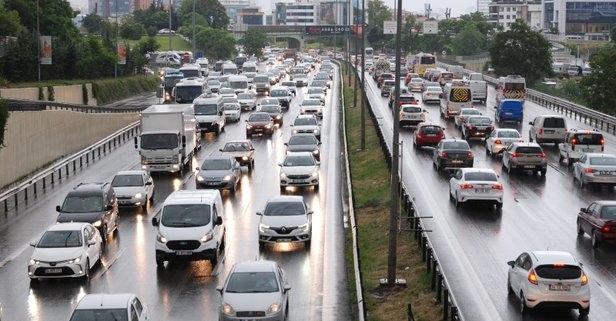 Araç Sahiplerinin Dikkatine! 2023'te ek motorlu taşıtlar vergisi ödenecek