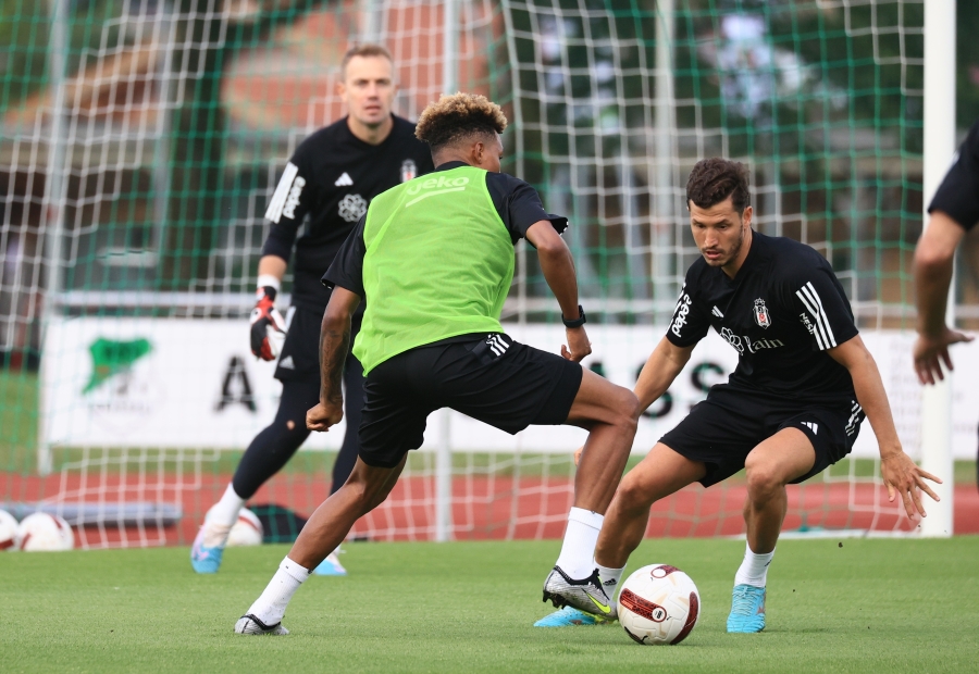 Beşiktaş, yeni sezon hazırlıklarını sürdürdü