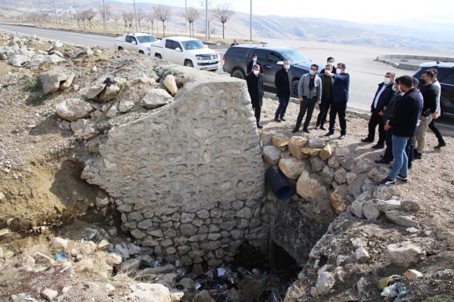 Şırnak Belediyesinden dere yatakları ve taşkın su yollarının ıslahı çalışması