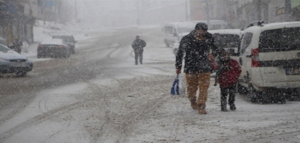 Meteorolojiden Kuvvetli Karla Karışık Yağmur Ve Kar Yağışı Uyarısı