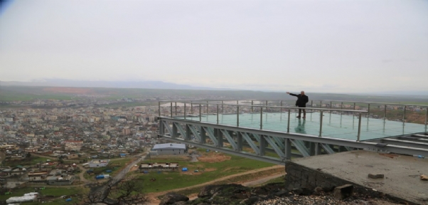 Cizre`de"Selfie Cizre Ve Yol Kenar Düzenleme Çalışmaları" Sürüyor