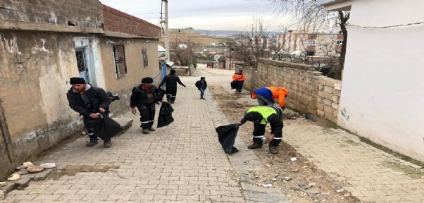 Cizre belediyesi temizlikte, zaman ve mesafede sınır tanımıyor