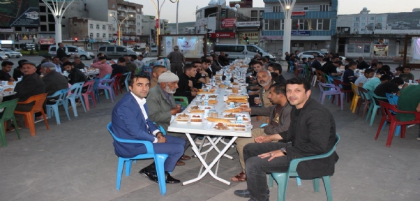 Cizre TSO Ve Kızılay İş Birliği İle İftar Çadırı Kuruldu