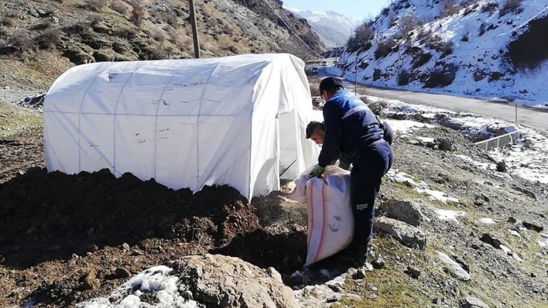 ULUDERE’DE SOKAK HAYVANLARI İÇİN ÇADIR KULÜBELER KURULDU