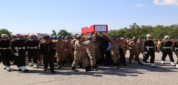 PKK`lıların 4 Yıl Önce Kaçırdığı Uzman Çavuş Polat`ın Naaşına Ulaşıldı