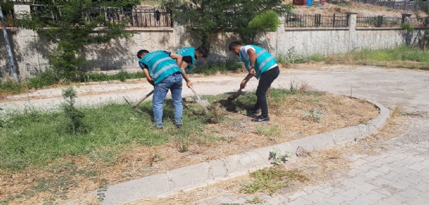 Denetimli serbestlik yükümlüleri okulları güzelleştiriyor