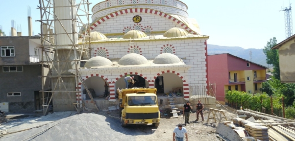 Terör yıktı, devlet yaptı