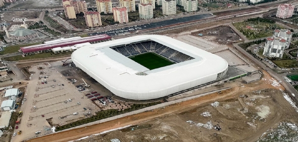 Galatasaray 52 Bin Taraftar İle Bir Adım Önde!