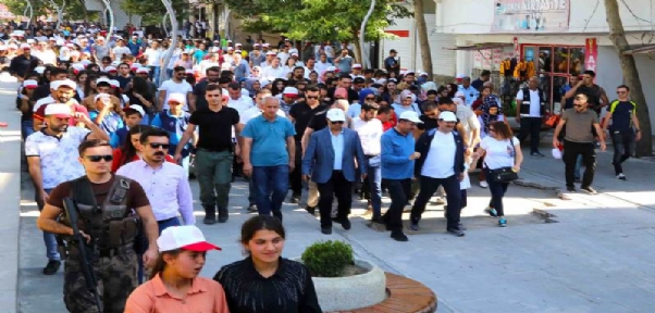 Şırnak`ta "Beraber Yürüyelim Etkinliği" Düzenlendi