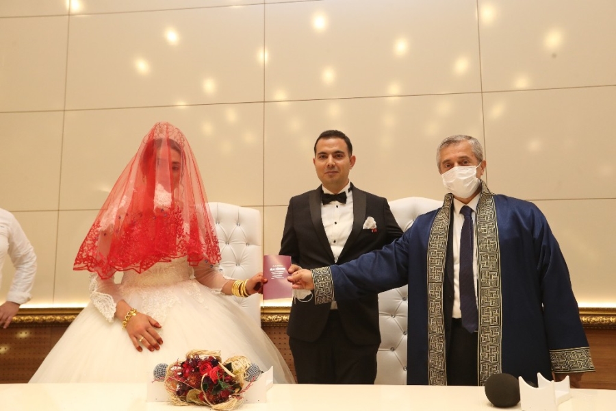 Türkiye'de En fazla nikah kıyma rekoru Şahinbey'de