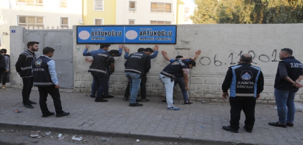 Cizre`de Narkotik, KOM, TEM,Asayiş ve Zabıta Ekiplerinden Uyuşturucu Denetimi