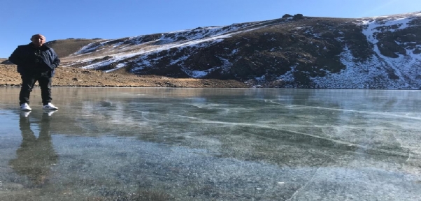 Sıcaklık Eksi 17`yi Gördü, Göller Buz Pistine Dönüştü