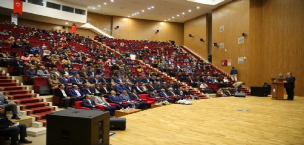 Prof. Dr. Mehmet Görmez Şırnak Üniversitesinde Konferans Verdi