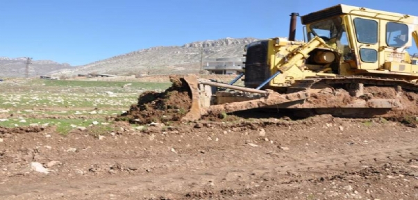 Başkan Tellioğlu`nun Girişimleri Sonucu Beldeye Çevre Yolu Yapılıyor