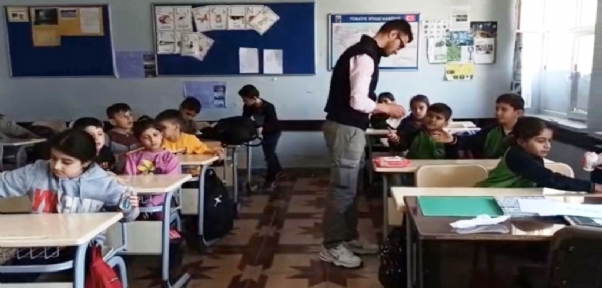 Öğrencilere korona virüs önlemi